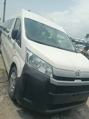Toyota HiAce 2020 White