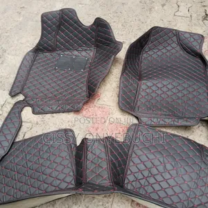 Toyota Yaris Foot Mats