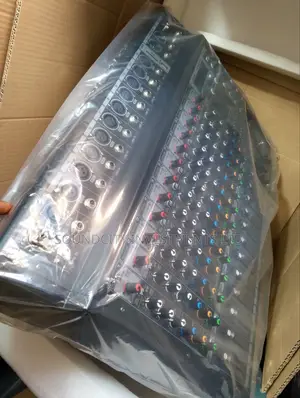 Yamaha 12channels Powered Mixer Amplifier