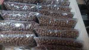 Dog Canned Food and Crunchy