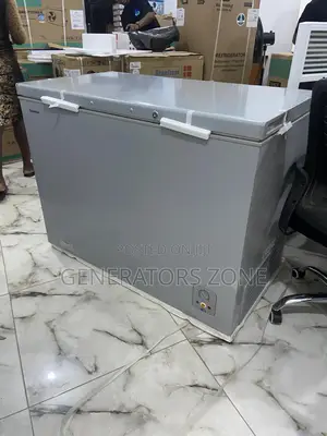 Hisense 44kg Chest Freezer Freely Reversible Controller-297l