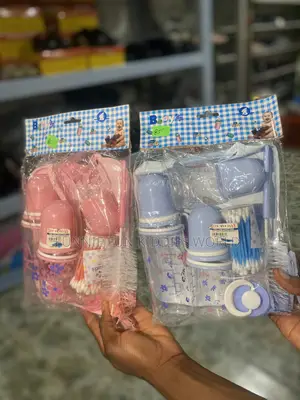 Set of Feeding Bottles