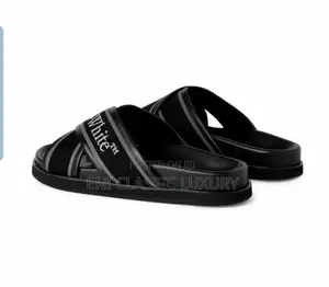 High Quality Luxury Men's Slippers Off-White Available
