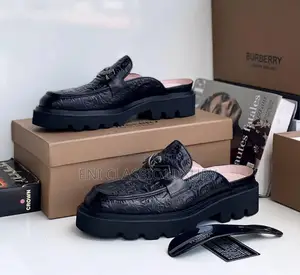 Original Luxury Burberry Half Shoes Available in Store 