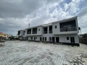 4bdrm Townhouse/Terrace in Kado for sale