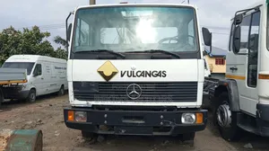 Foreign Used Mercedes-Benz 511d Ayab 6tyres