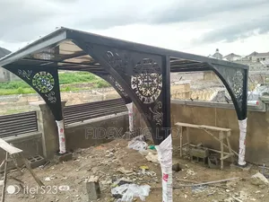 Carport With Leaser Cut