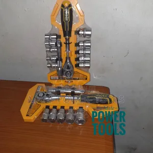 12pcs Ingco Socket Set 1⁄2” Inch