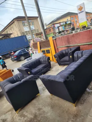 Unique Set of Sitting Room Chair