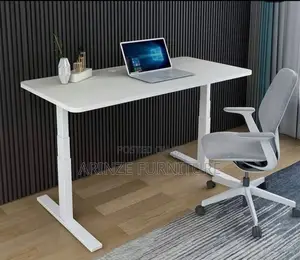 High Quality Height Adjustable Table