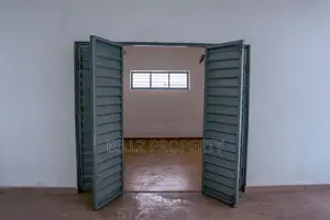 A Commercial Shop for Rent on a Busy Expressway