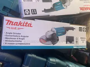 Makita 9 Inches Grinder