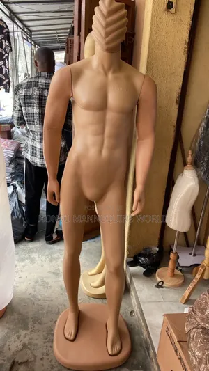 Full Plastic Huge Male Display Fashion Mannequin