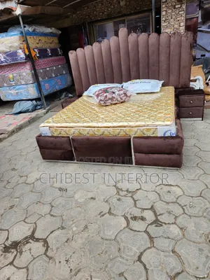 5ft 6by6 Bed Stand