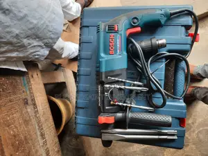 Bosch 26mm Rotary Hammer Machine 800w