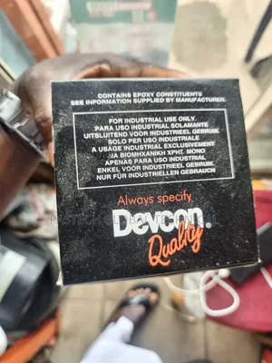 Devcon Plastic Steel Putty (Epoxy-Based Metal Repair Putty)