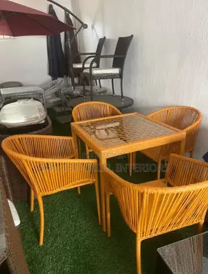 A Unique Quality Ratan Outdoor Set