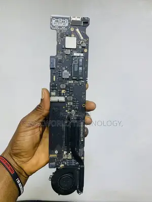 Macbook Air Logic Board 2015