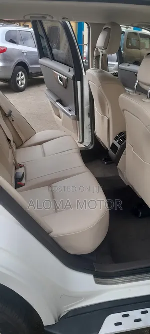 Mercedes-Benz GLK-Class 2013
