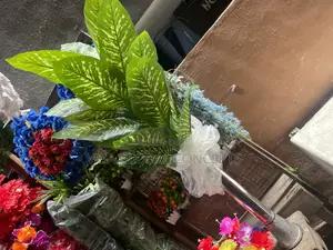 Flower and Stainless Bottle Shape Pot
