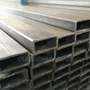 RHS Pipes 40x20 50x25 80x40 100x50 of Different Thickness