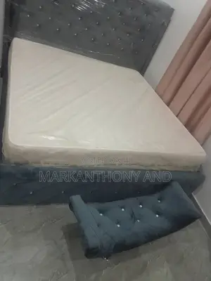 6ft by 6 Ft, 10 Inches Zhelong Matress