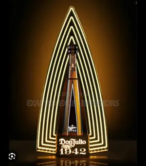 Donjulio 1942champaign Carrier