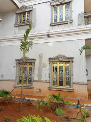 Golden Aluminium Dubble Gracing Casement Window