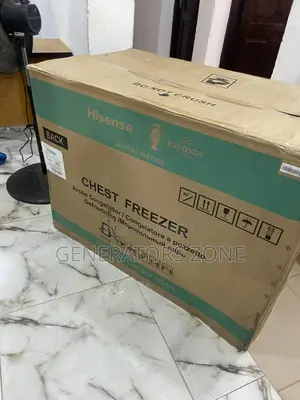 Hisense 300L Chest Freezer 44kg {Convenient Defrost Drain}