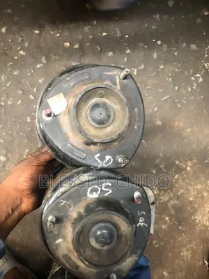 Hyundai Tucson/Kia Sportage 2008 Front Shock Absorber