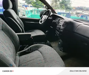 Hyundai H1 2000 Silver