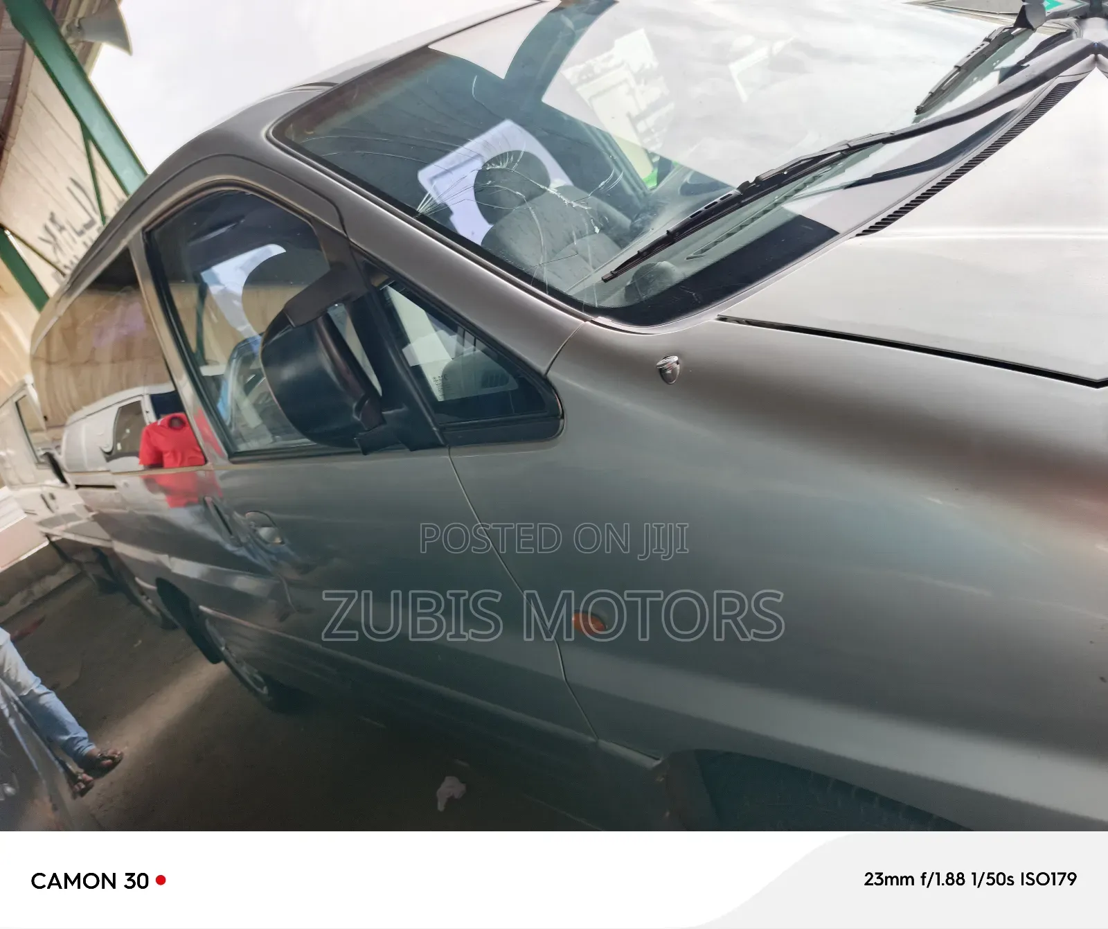 Hyundai H1 2000 Silver
