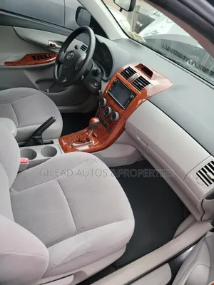 Toyota Corolla L 4-Speed Automatic 2013 Gray