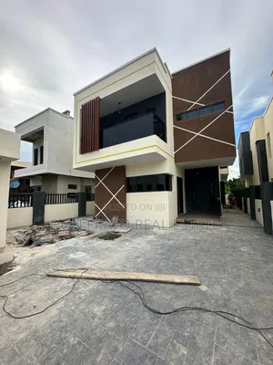 5bdrm Duplex in Ikolaba Estate, Agodi for sale