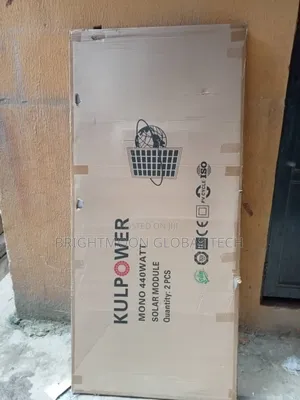 300w, 350w, 440w , 550w , 600w Solar Panels 