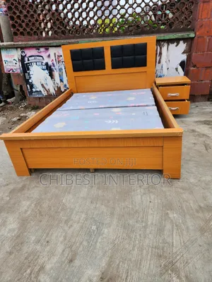 Wooden 4.5by6 Bed With Its Side Drawer