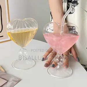 Love Design Wine Glass