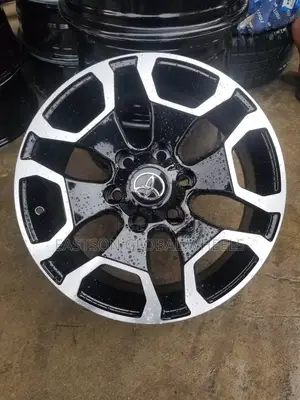 18 Inches Rim Hilux 6 Hole For Upgrade