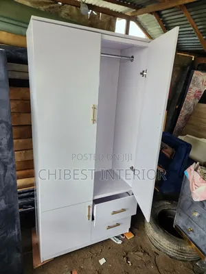 Plain HDF Wooden Wardrobe