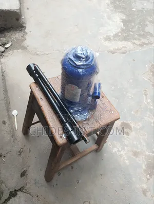 32 Ton Jack