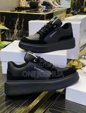 Givenchy Sneakers