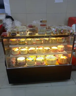 4 Feet Cake Display