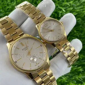 Unisex Luxury Wristwatches Gucci Available in Store