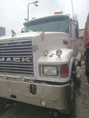 Mach Ch Truck Trailer Head Double Cabinet Registered