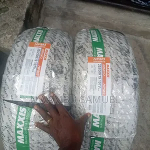 255/50r19 Maxxis