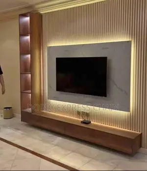TV Console With Elegant Finishing