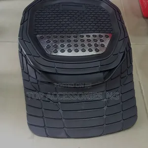 Universal Rubber Chrome Foot Mat for Cars SUV and Jeeps