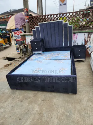 Five by Six Bed With 2 Steps Drawers.