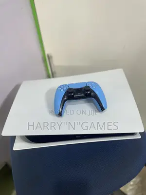 Clean Digital Playstation 5