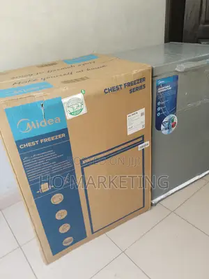 The Midea 150L Chest Freeer-hs-186cn
